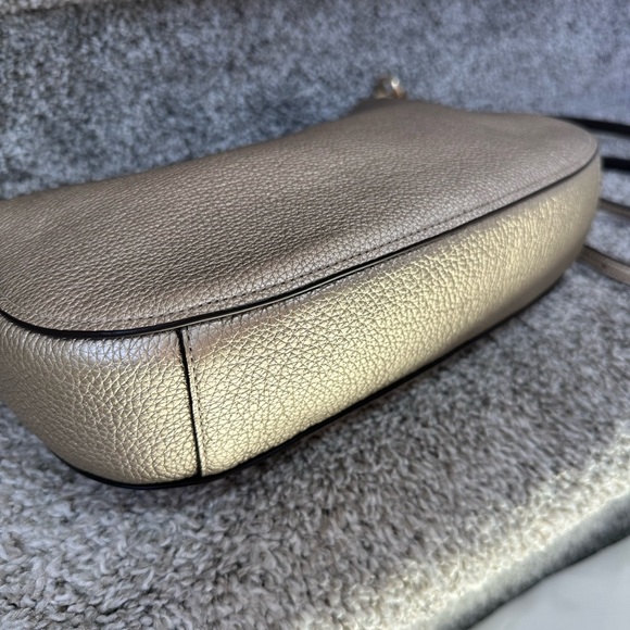 Coach New York bag in gold pebbled leather with shoulder strap & crossbody strap - Picture 5 of 17
